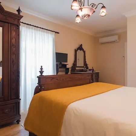 Quinta Do Outeiro Kır Evi Resende