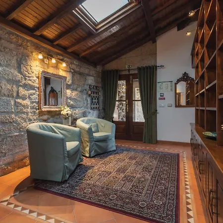 Quinta Do Outeiro Kır Evi
